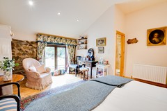 11. The Muscovy room - Hollamoor Farm