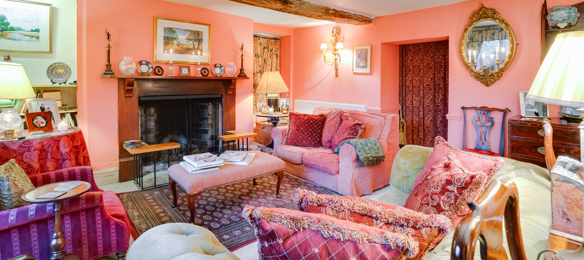 Guest lounge